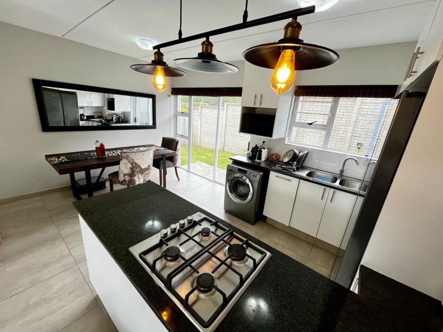 2 Bedroom Property for Sale in Nahoon Valley Park Eastern Cape